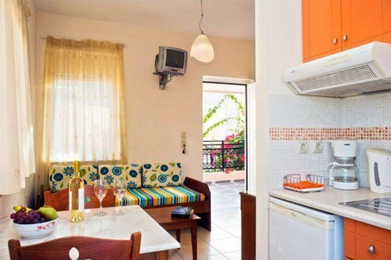 Alfa Hotel Apartments Gerani  Esterno foto
